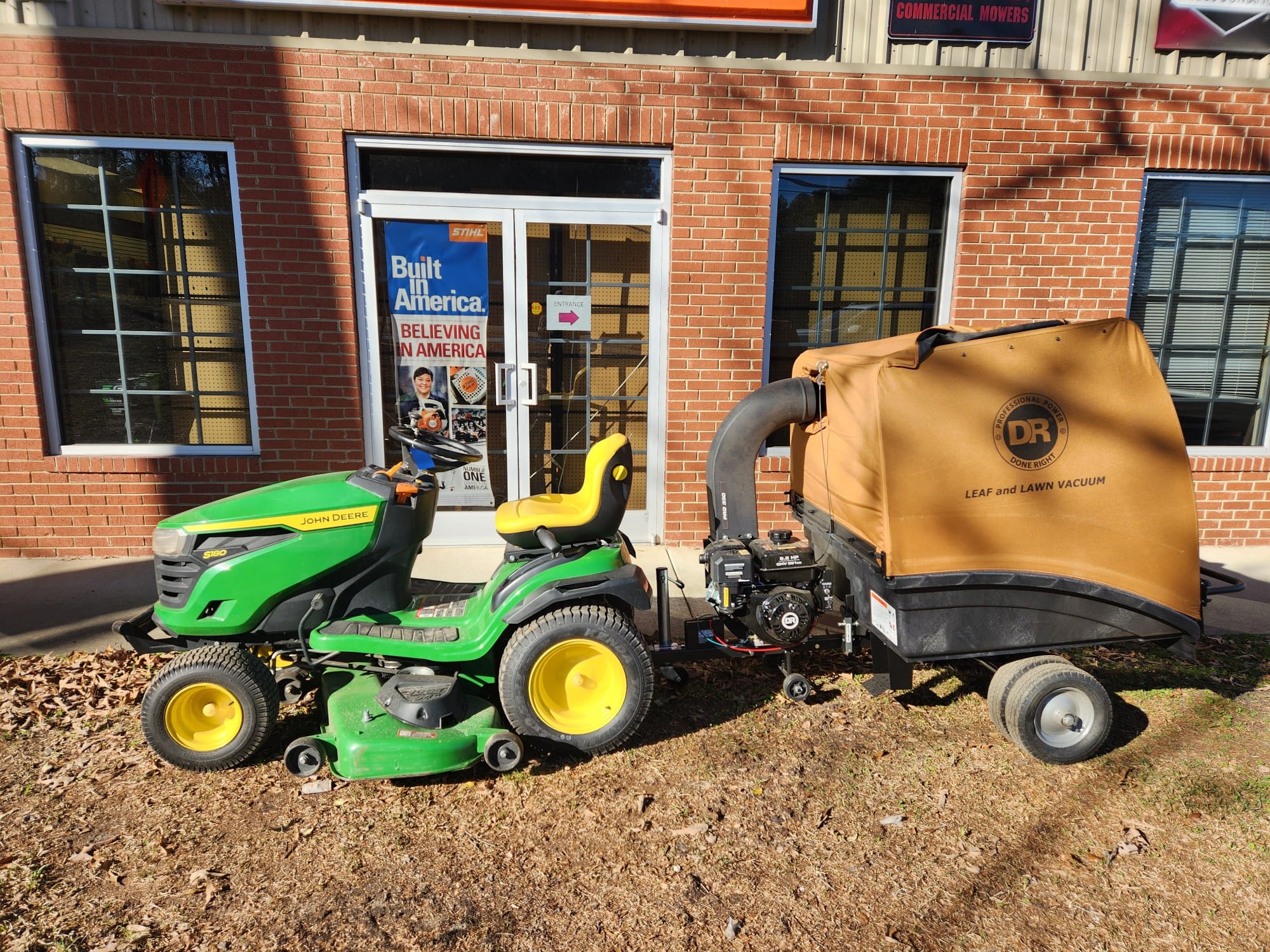 John Deere S180 Riding Mower with DR PRO XL 330 Leaf Vacuum, 6 hours