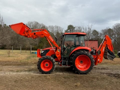 2021 M7060HDC with Backhoe and Hydraulic Thumb